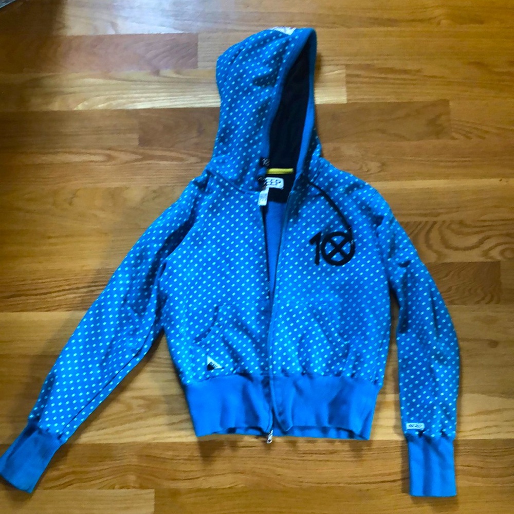 Adorable blue polka dot cotton knit sweatshirt by 10.Deep size S
